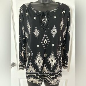 Style & Co Black and White Lace-Up geometric long sleeve blouse size PM